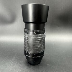 Nikon AF Nikkor 70-300mm F/4-5.6 G Zoom Lens With Hood And Lens Cover VGC Used